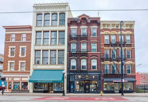 Photo of 724 Main Street #5, Cincinnati, OH 45202 (MLS # 1876908)