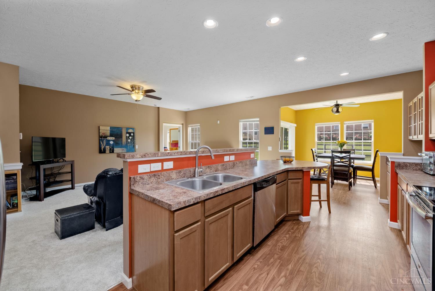 164 Shanda Drive, Monroe, Ohio image 12