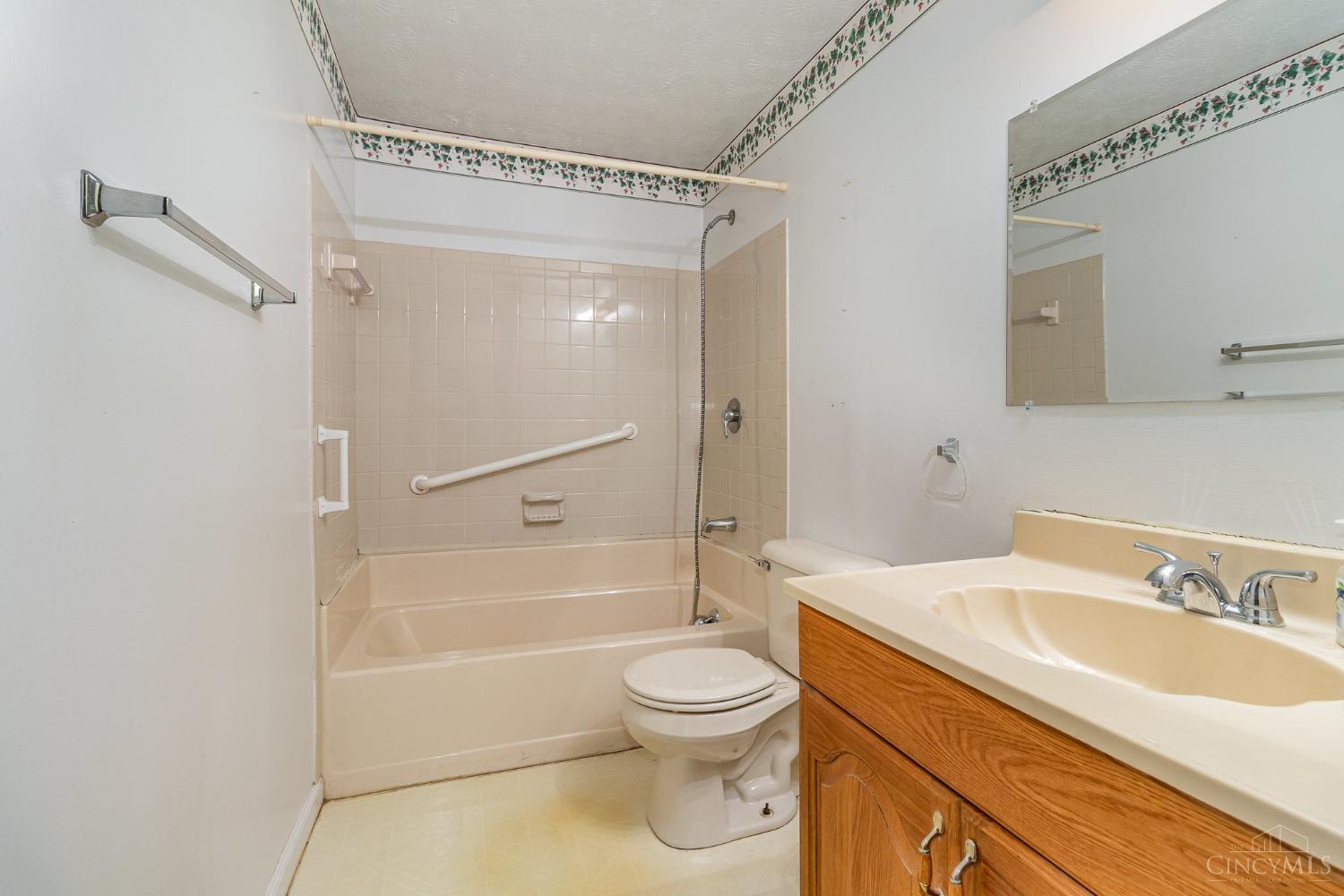 106 Burk Lane, Harrison, Ohio image 14