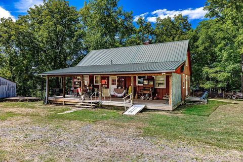 Photo of 1222 Oxford Germantown Road, Somers Twp, OH 45311 (MLS # 1854483)