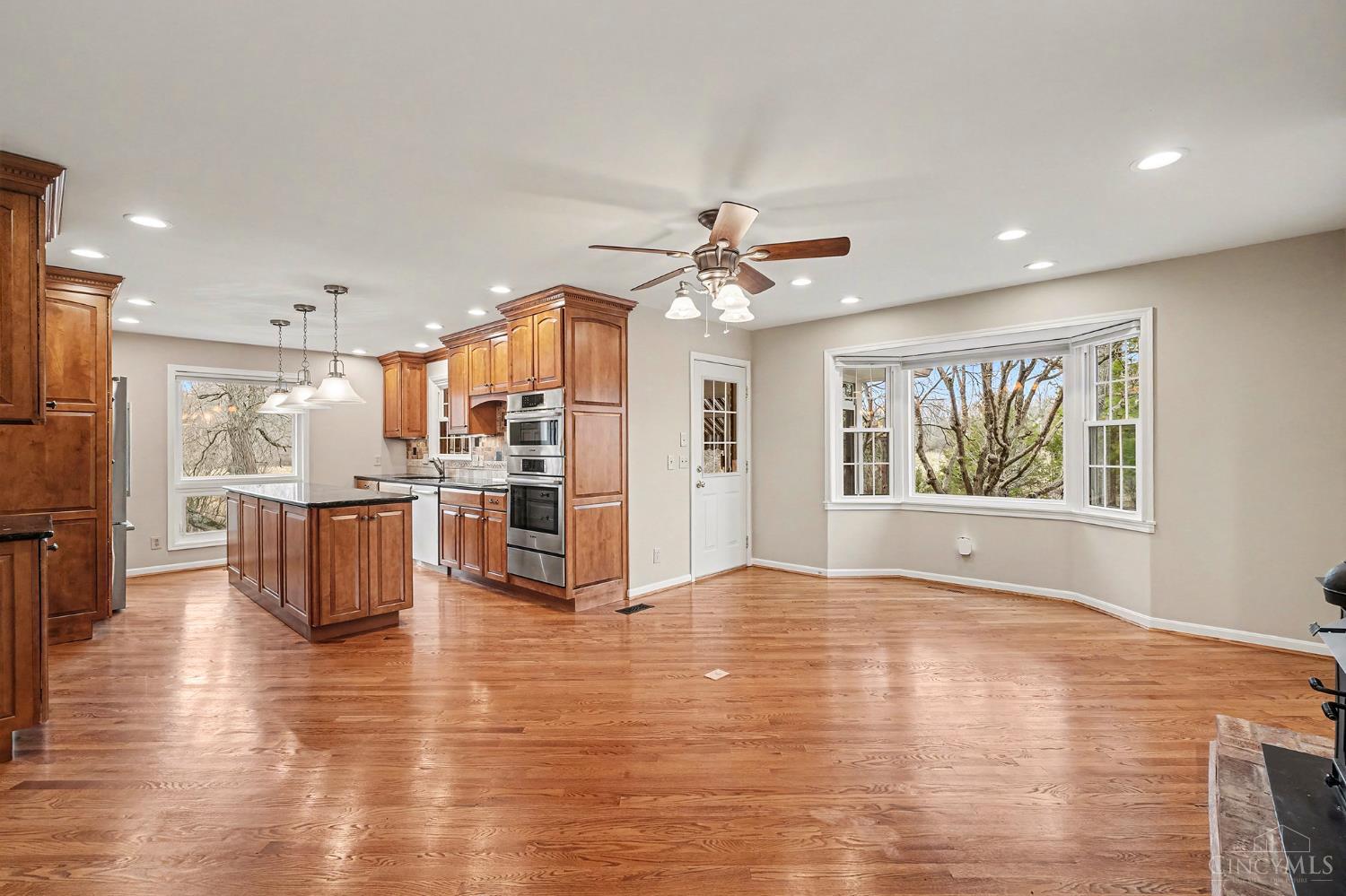 9975 Lees Creek Road