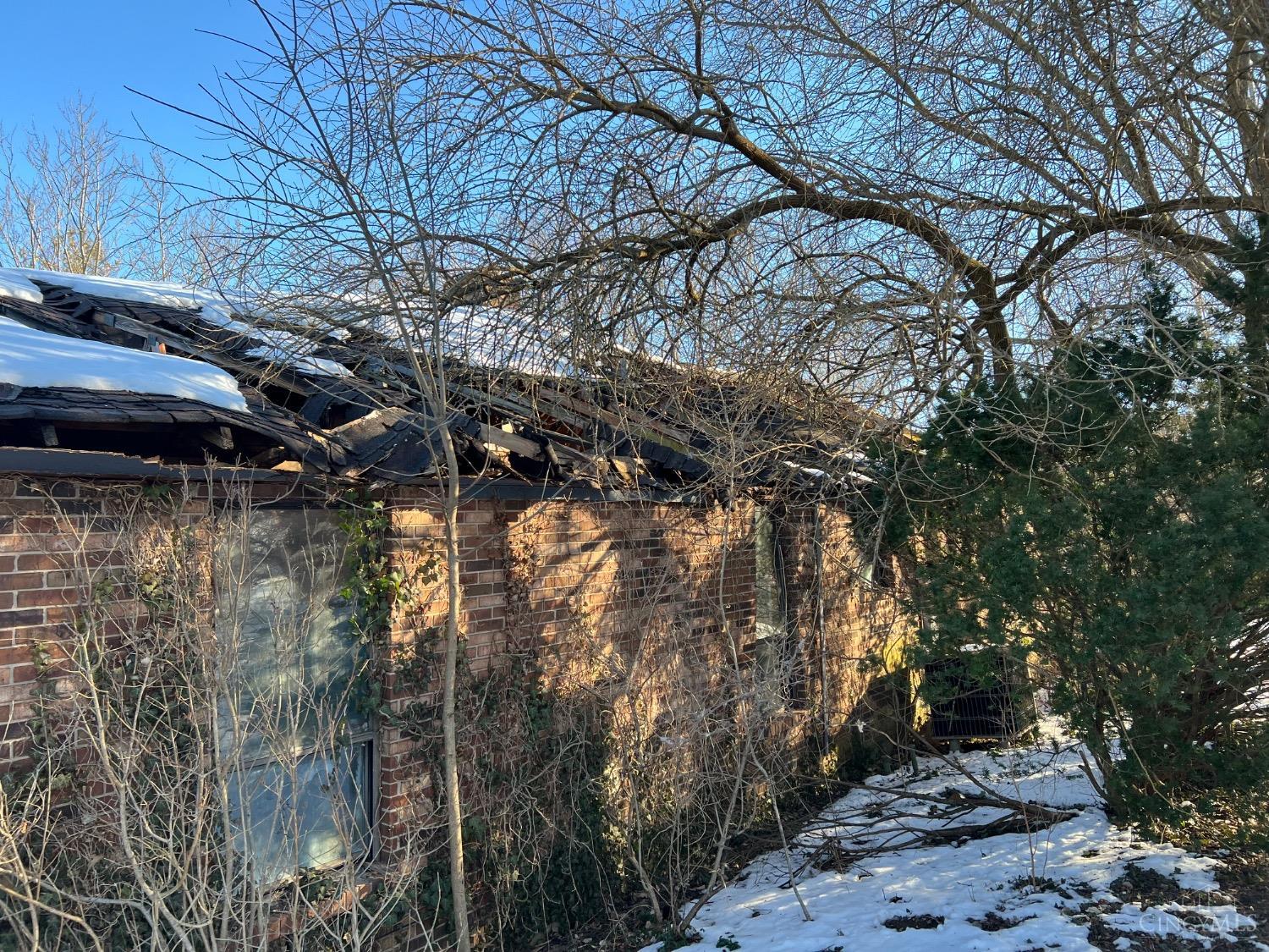 4044 Hazel Drive, Oxford, Ohio image 2