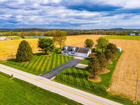 Photo of 1217 Coon Hill Road, Winchester, OH 45697 (MLS # 1875270)