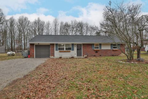 Photo of 32 Sutton Lane, Stonelick Township, OH 45122 (MLS # 1864588)