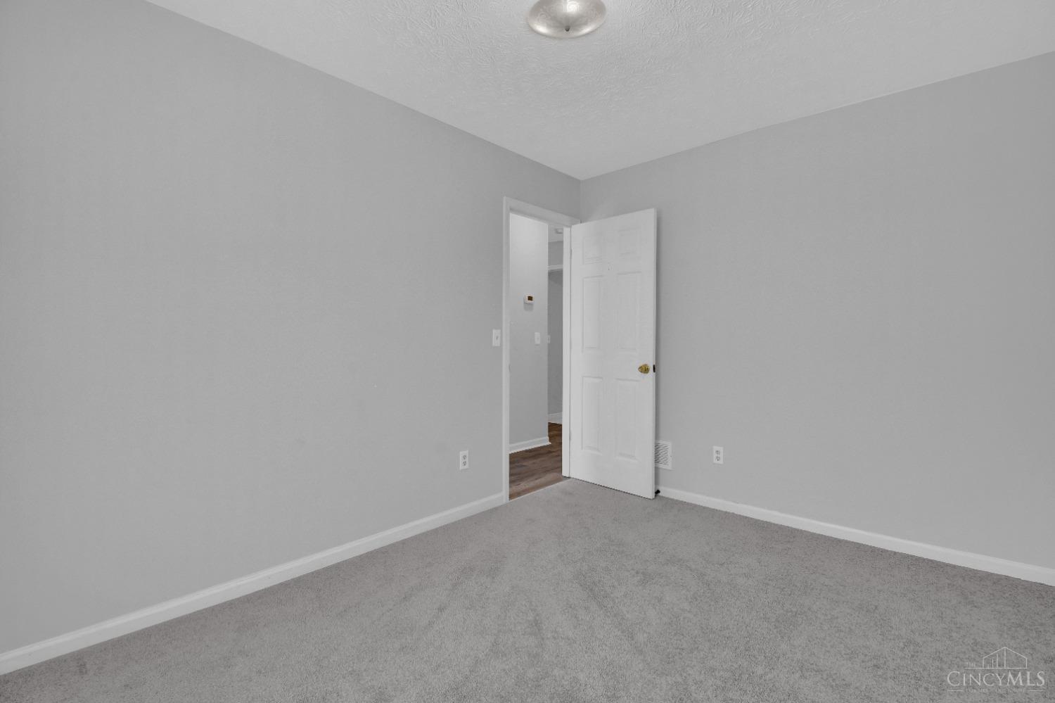 97 Campbell Road, Harrison, Ohio image 14