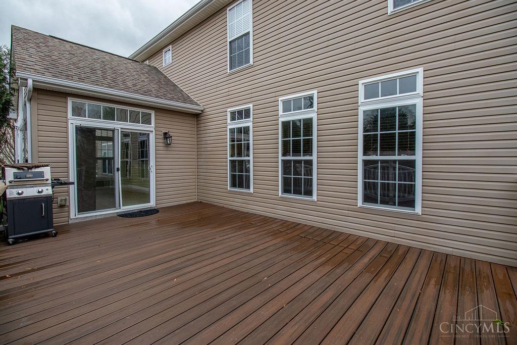 5108 Oakmont Drive, Goshen Twp, Ohio image 9