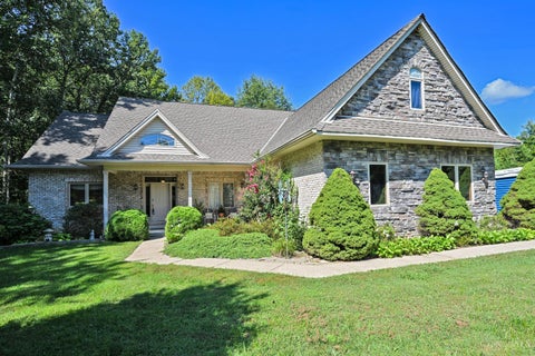 Homes For Sale - 1484 Monroe Farms Lane<br/> Clermont County, New Richmond, OH 45157