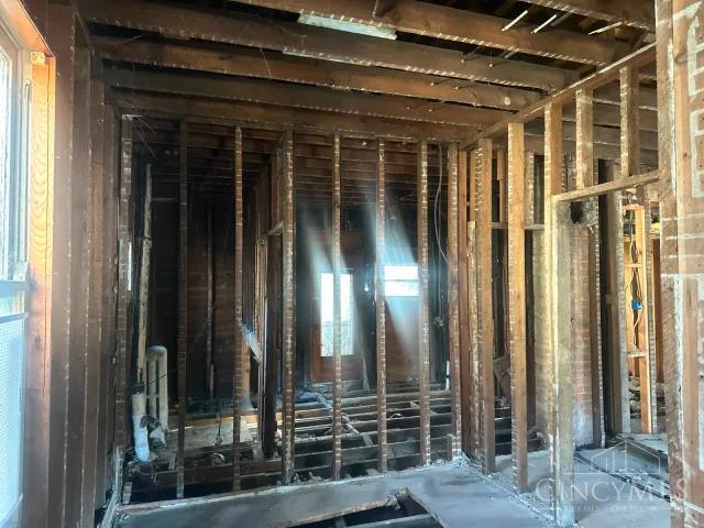 4568 Hamilton Avenue