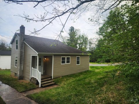 Photo of 660 Main Street, Batavia, OH 45103 (MLS # 1876873)