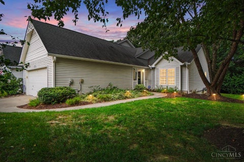 Photo of 7612 Lake Pointe, Hamilton Township, OH 45039 (MLS # 1890288)