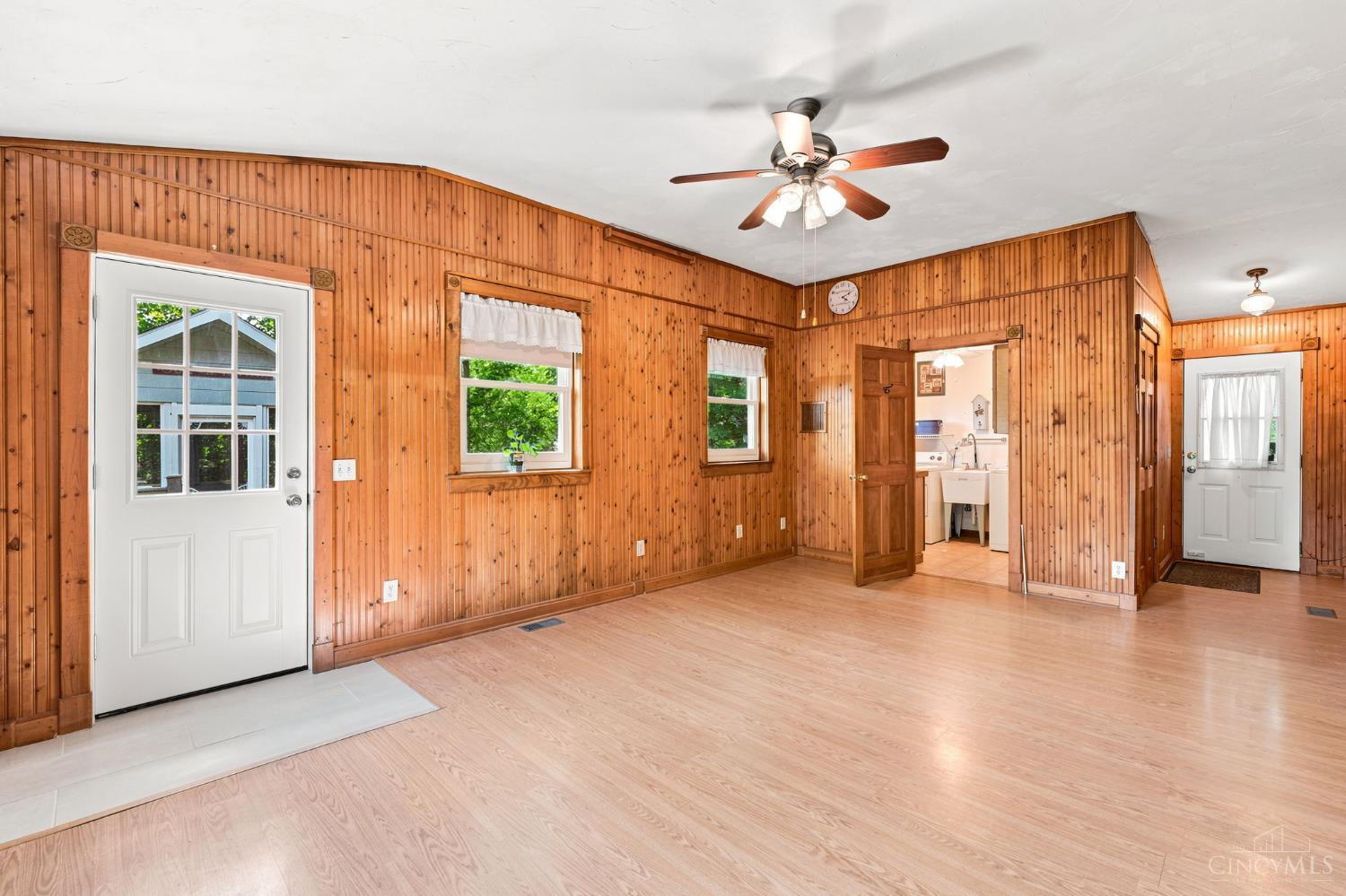 6583 Schweitzerhoff Road