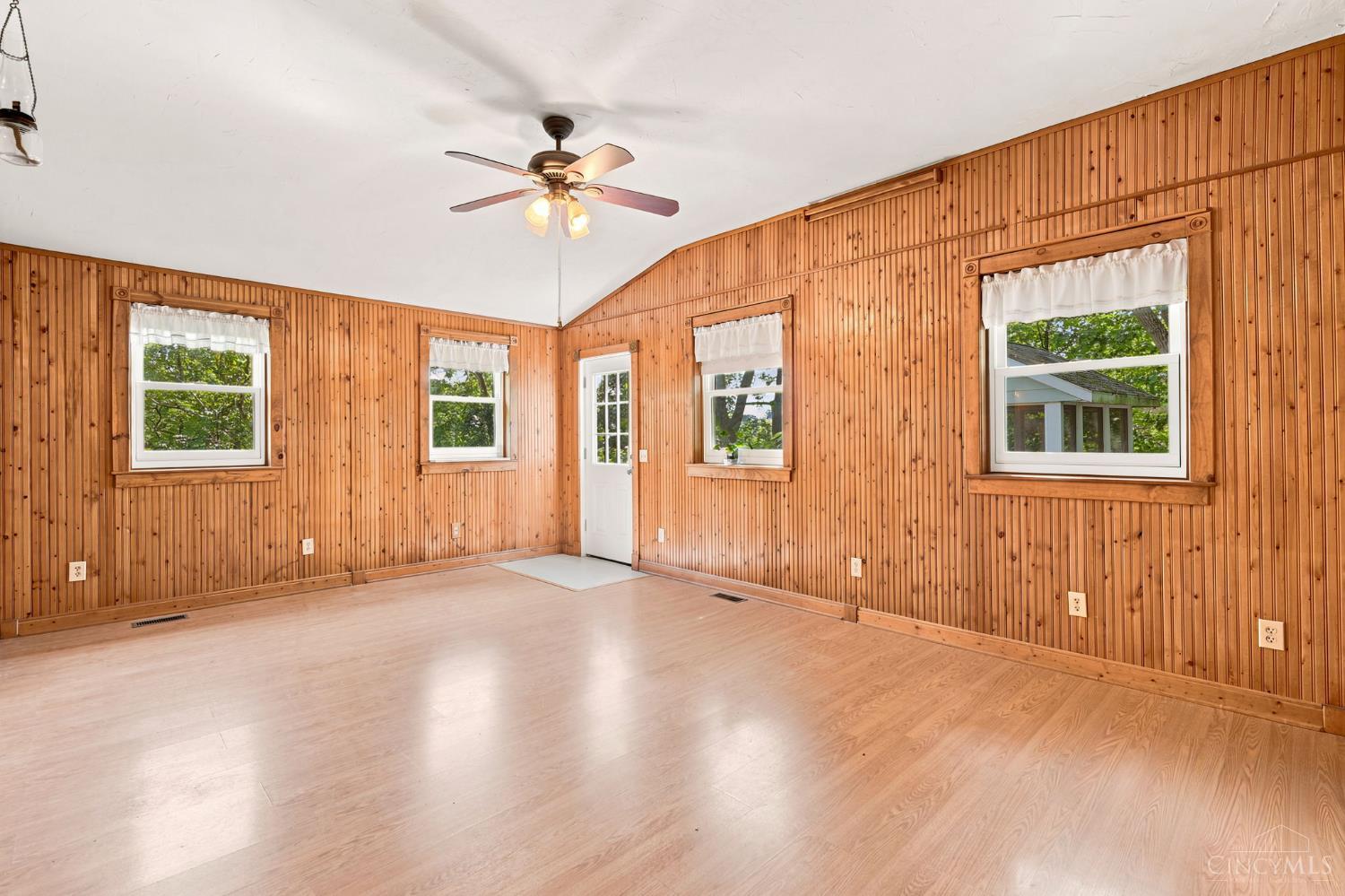 6583 Schweitzerhoff Road