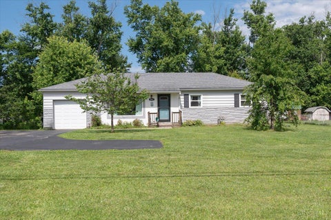 Homes For Sale - 9561 Mccauly Road<br/> West Chester, OH 45241