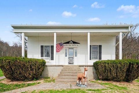 Photo of 7332 Hillside Avenue, Cincinnati, OH 45233 (MLS # 1872698)