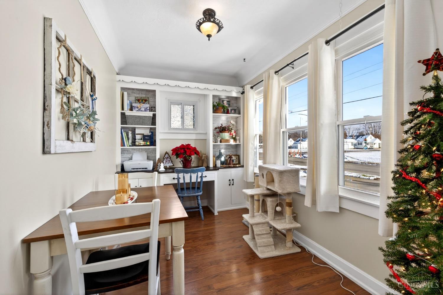 1818 Greenwood Avenue