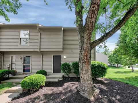 Photo of 5015 Columbia Circle CIR #15-60, West Chester, OH 45011 (MLS # 1876898)