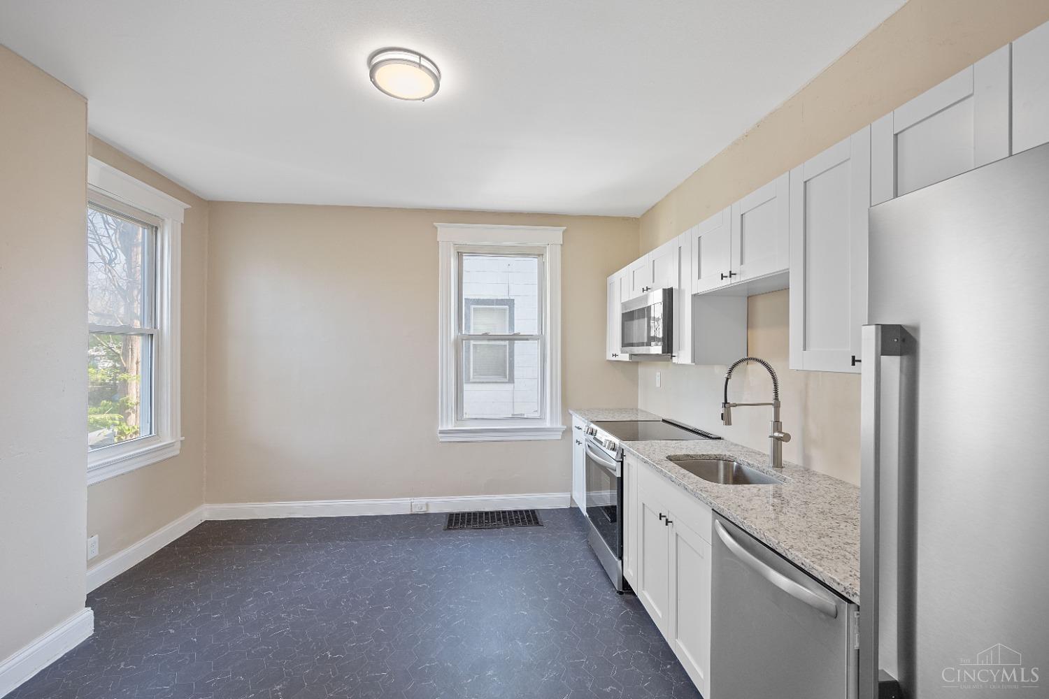 5731 Saint Elmo Ave, Cincinnati, Ohio image 6