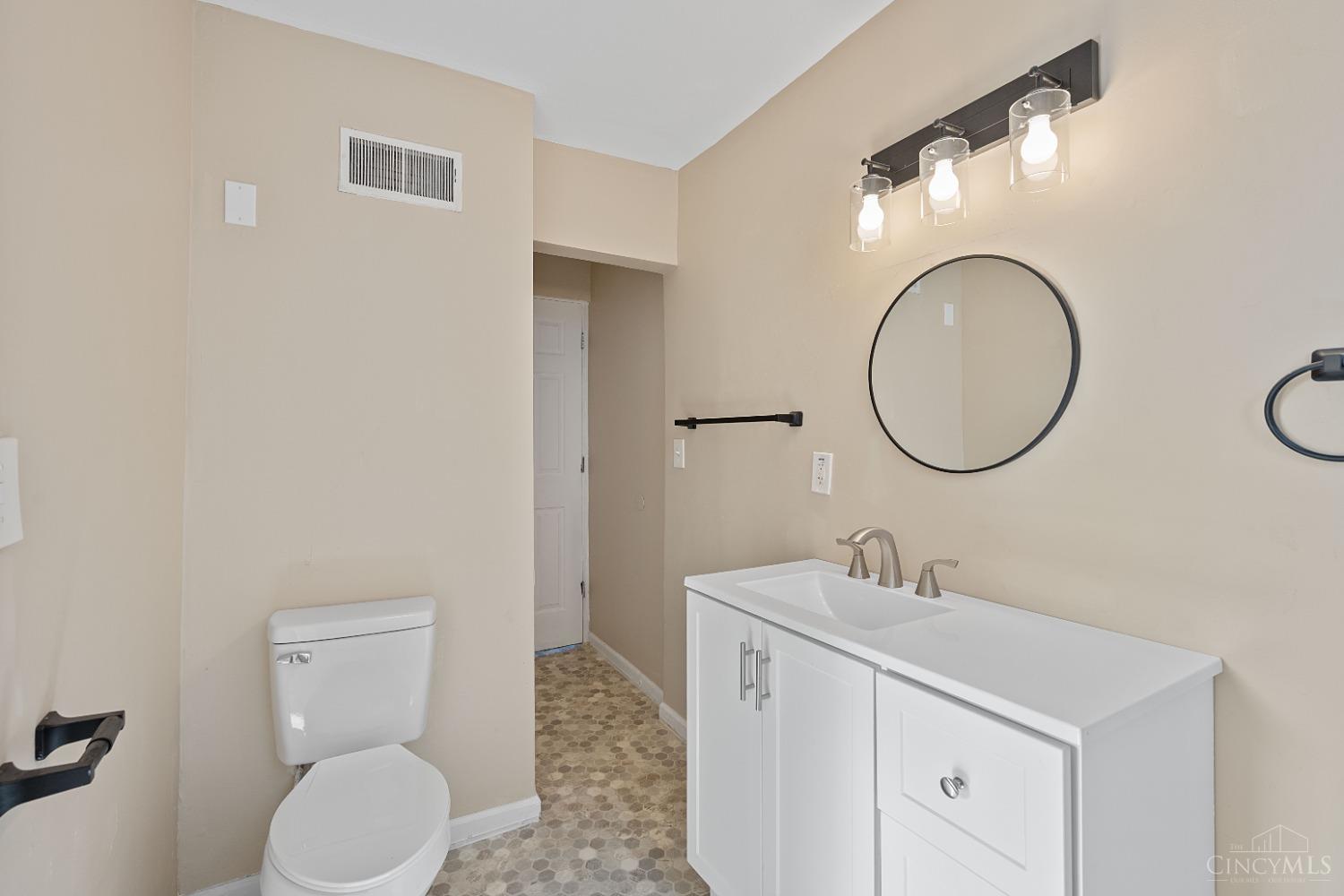 5731 Saint Elmo Ave, Cincinnati, Ohio image 15