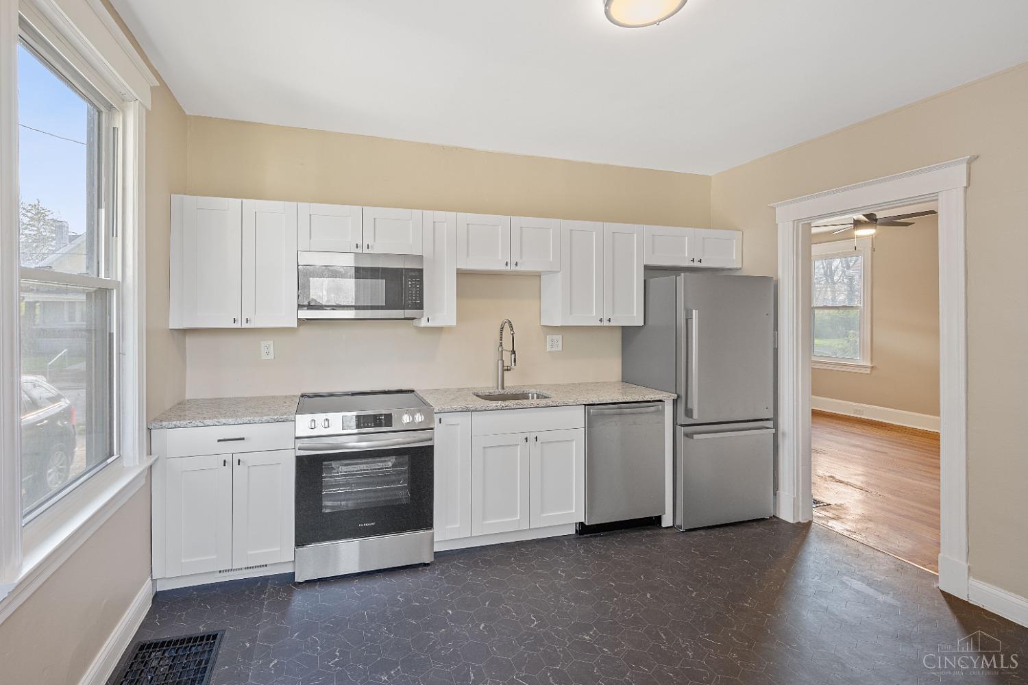5731 Saint Elmo Ave, Cincinnati, Ohio image 7
