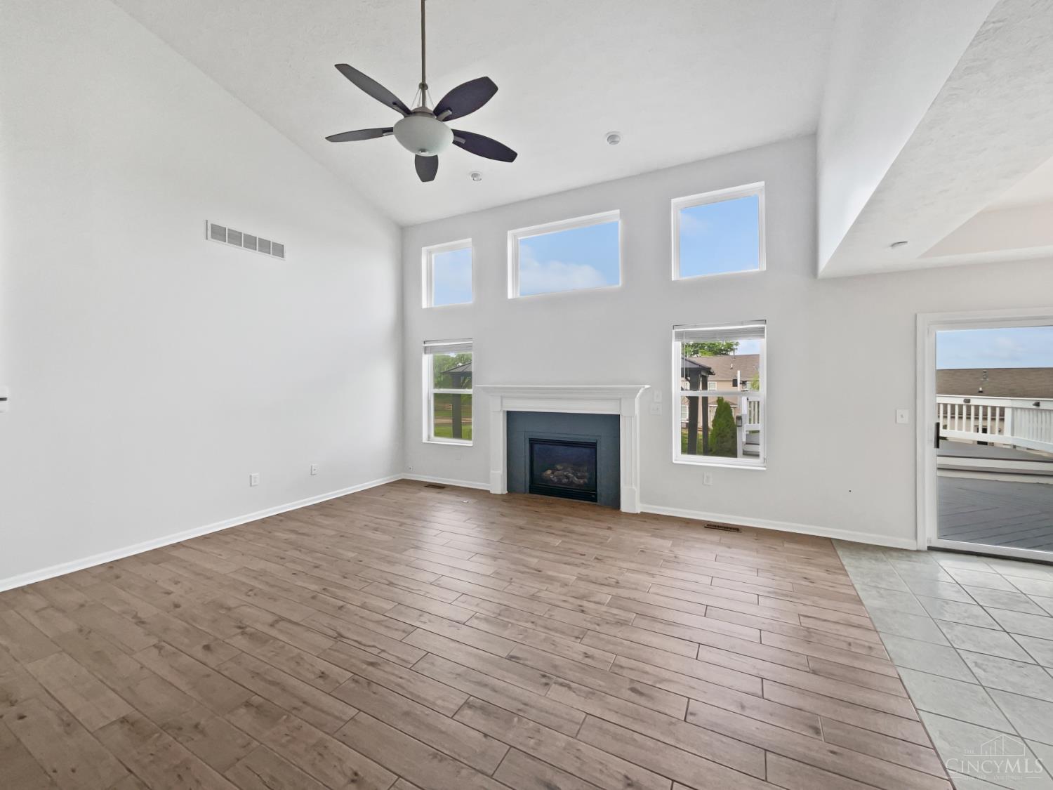 1193 Lake Meadow Court, Lebanon, Ohio image 3