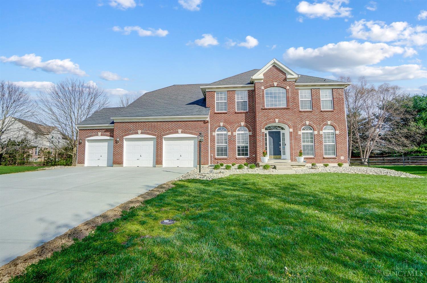 5584 Brompton Court, Mason, Ohio image 2