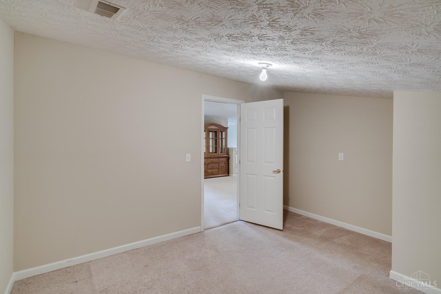 171 Fox Hills Ln Ln, North Bend, Ohio image 36