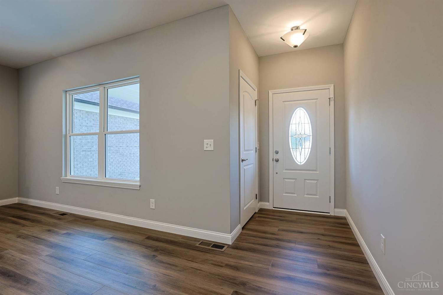 8353 Alice Way
