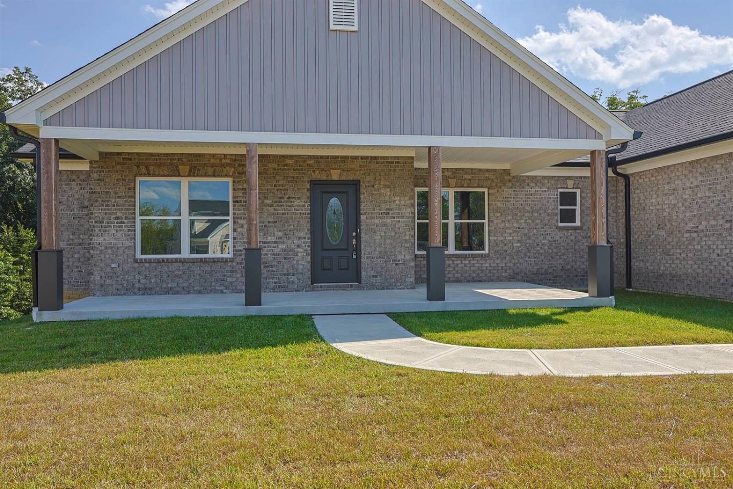 8353 Alice Way