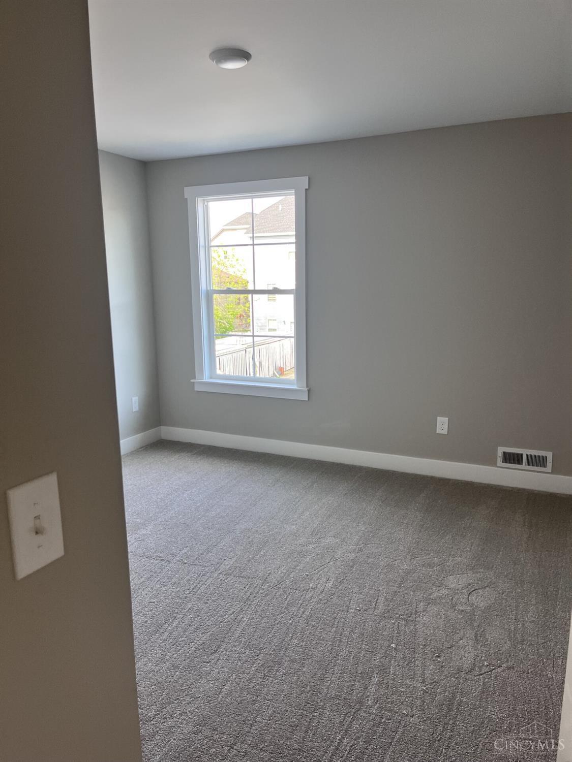 8215 N York Street #A, Sycamore Twp, Utah image 10