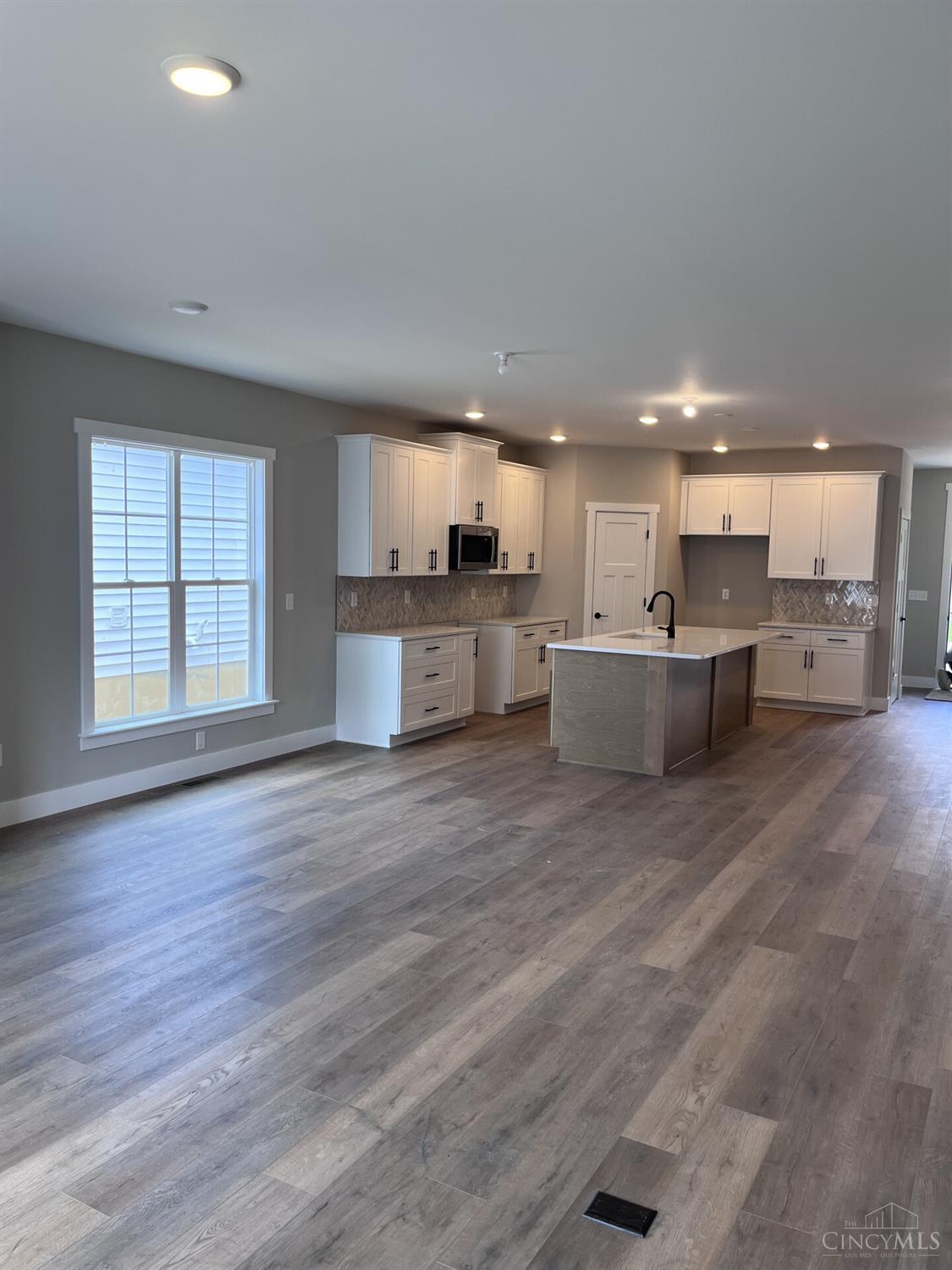 8215 N York Street #A, Sycamore Twp, Utah image 13