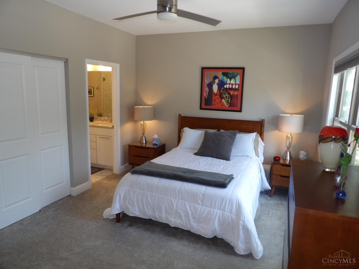 658 Hawthorne Avenue, Cincinnati, Ohio image 33