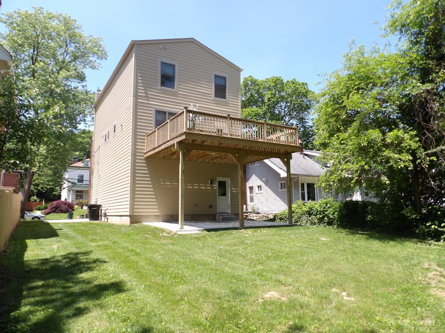 658 Hawthorne Avenue, Cincinnati, Ohio image 5