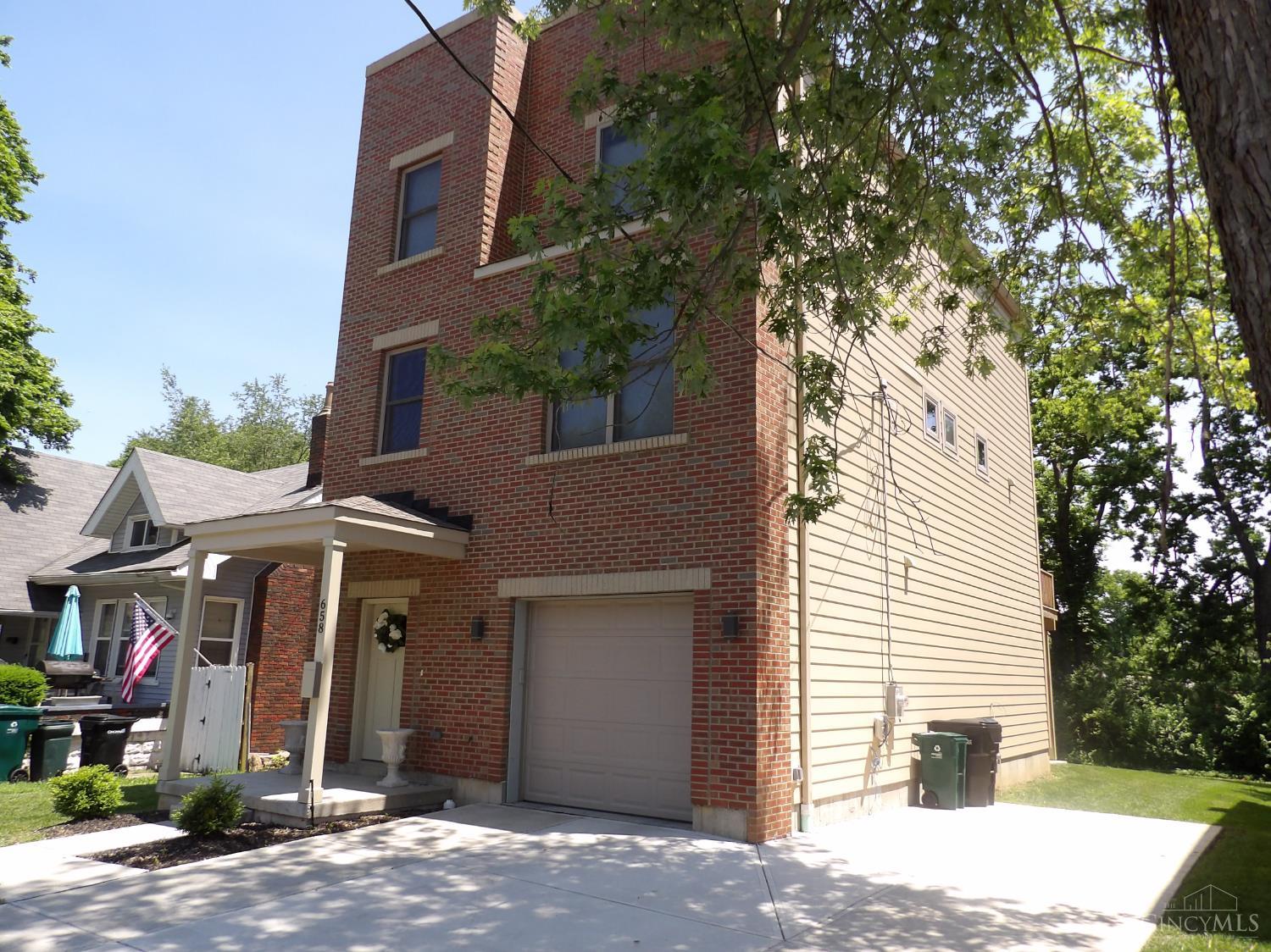 658 Hawthorne Avenue, Cincinnati, Ohio image 3