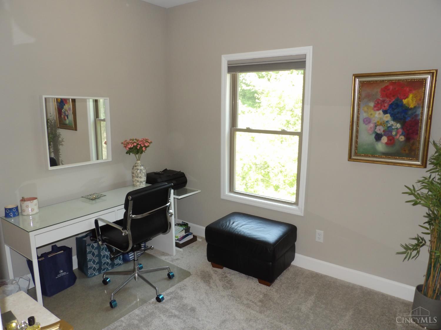 658 Hawthorne Avenue, Cincinnati, Ohio image 39