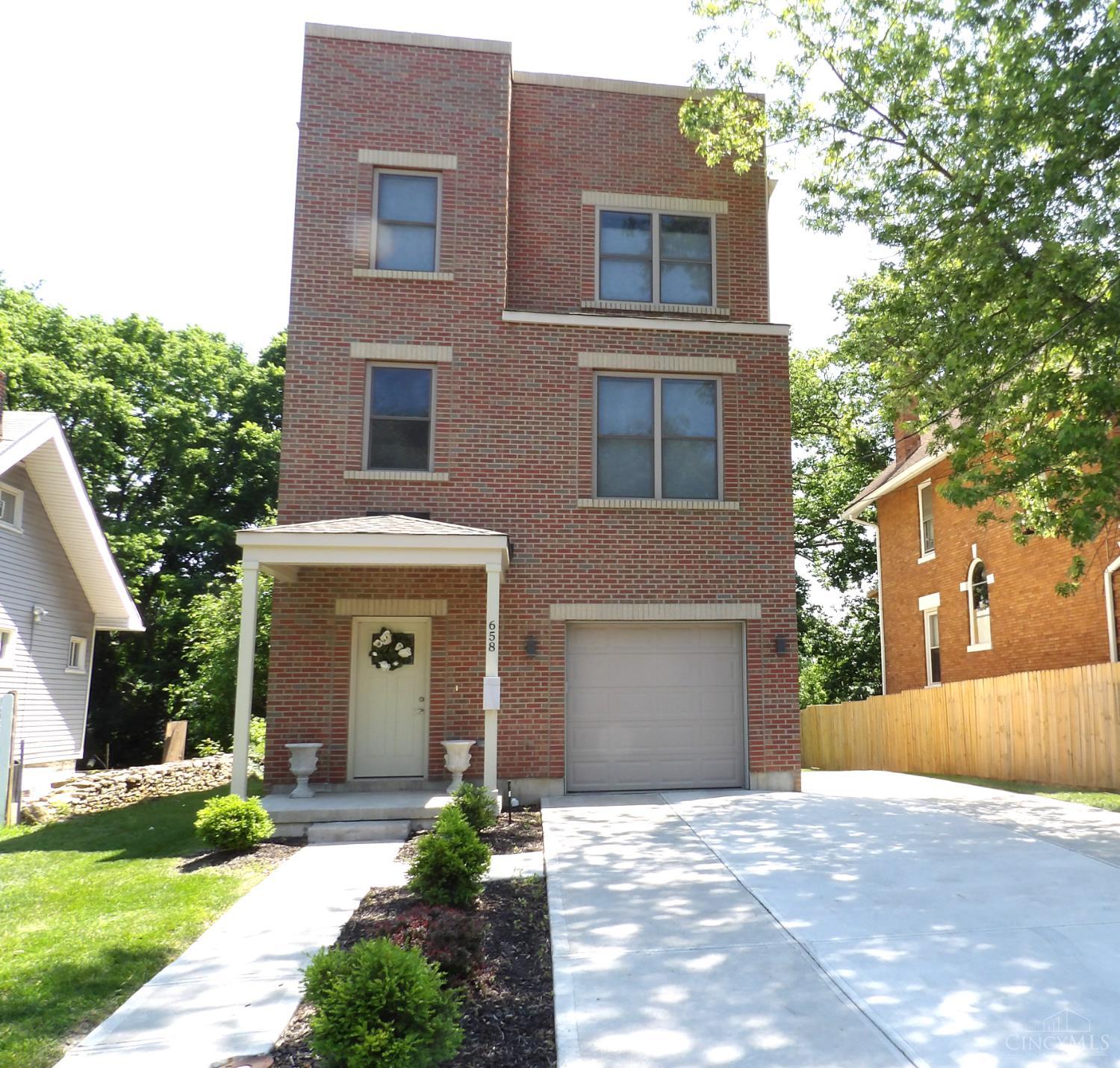 658 Hawthorne Avenue, Cincinnati, Ohio image 45
