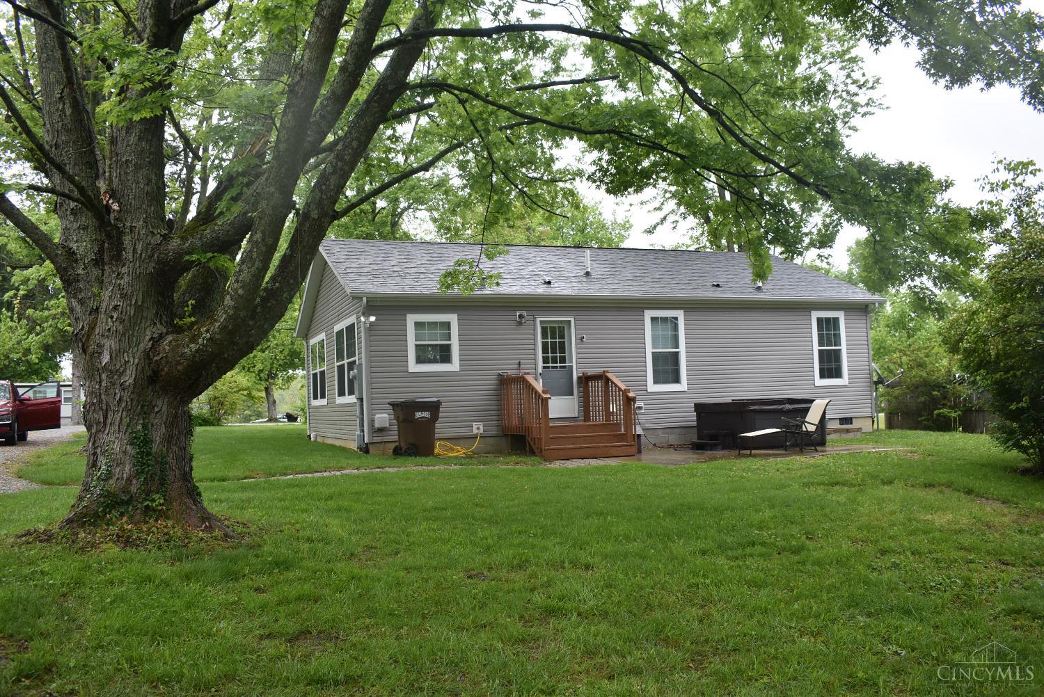 6613 Beechwood Road, Paint Twp, Ohio image 4