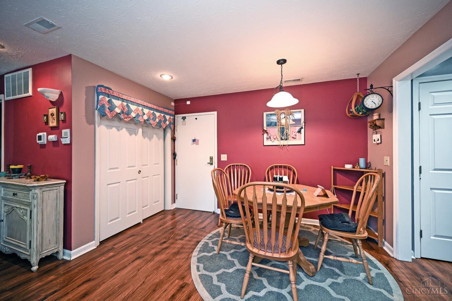 4941 N Arbor Woods Court 105