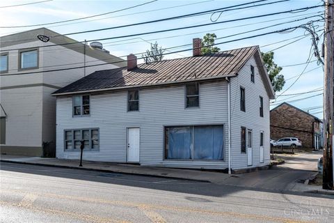 Photo of 17 W Silver Street, Lebanon, OH 45036 (MLS # 1866233)