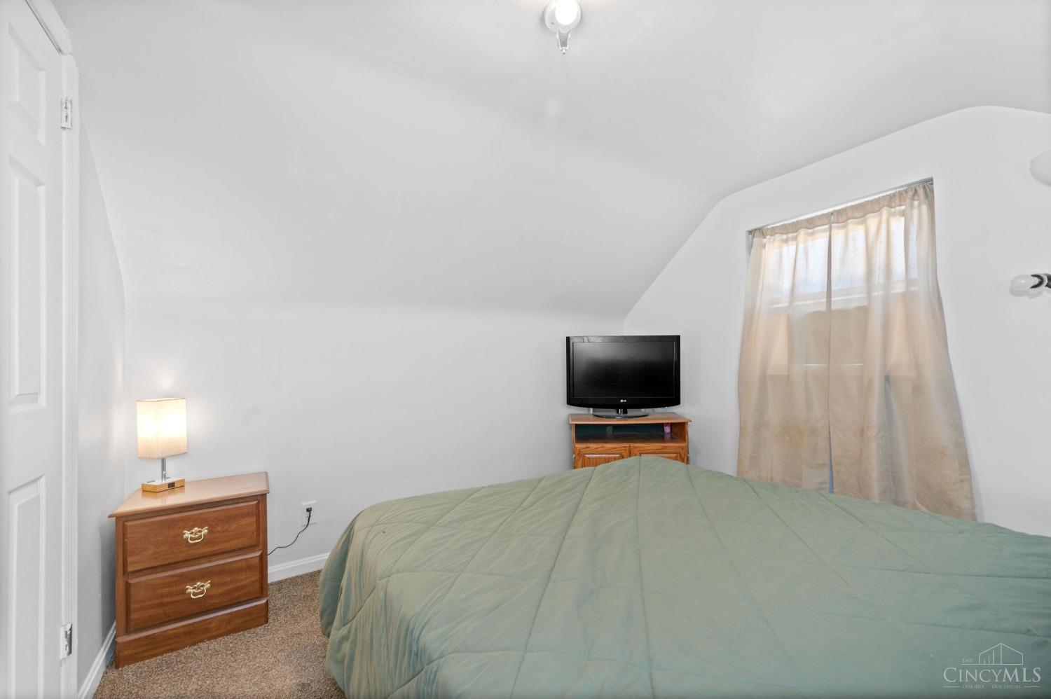 2432 Banning Road, Colerain Twp, Ohio image 21
