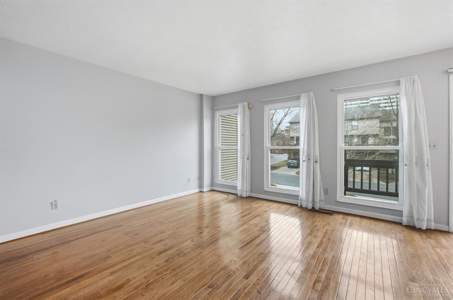 423 Elizabeth Street