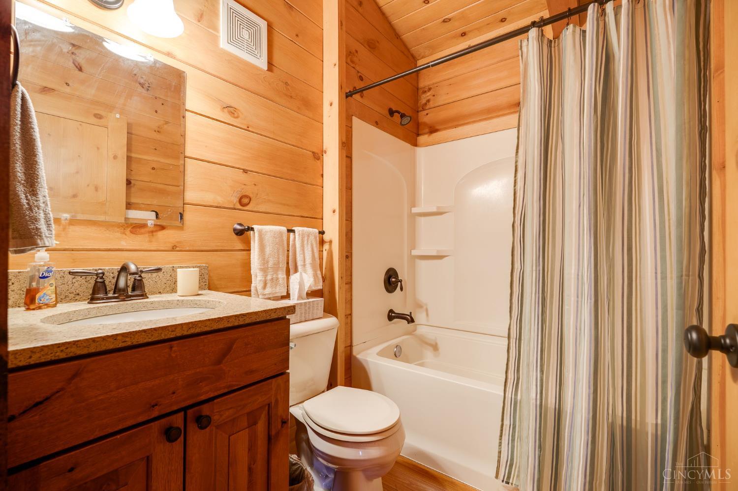 2107 E Fork Road, Green Township, Ohio image 37