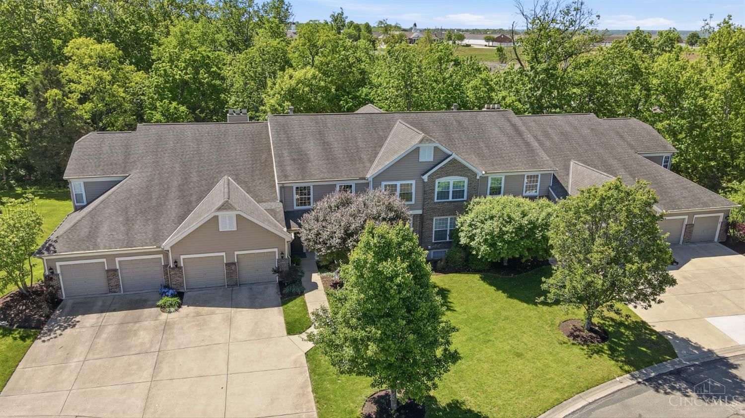 5892 Stonebridge Circle 302
