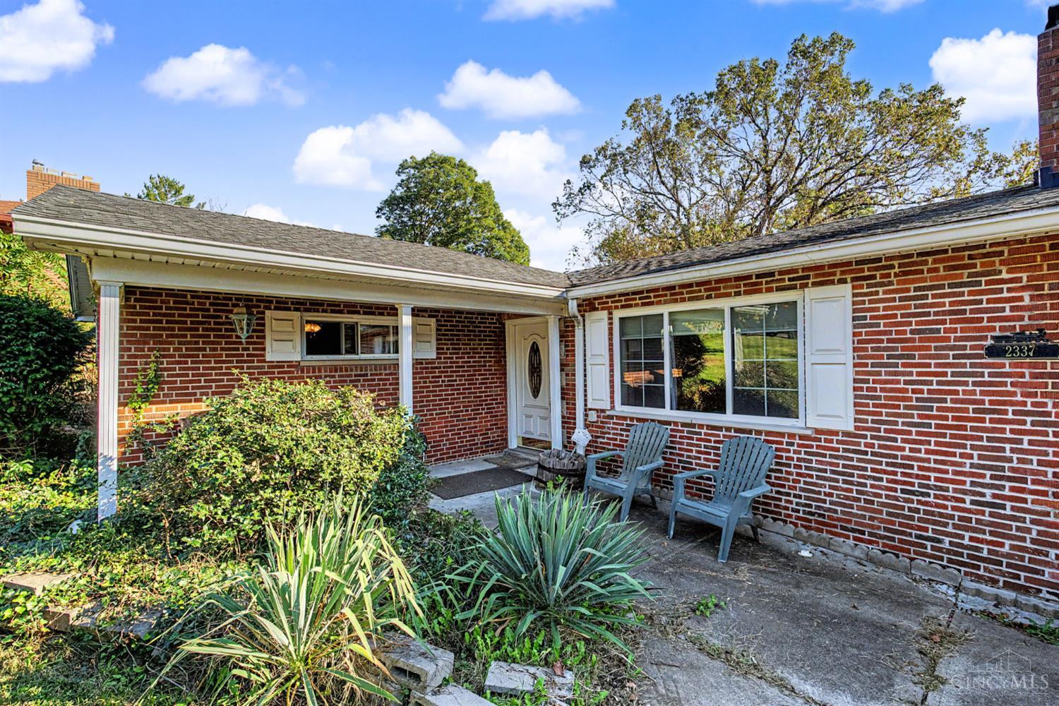 2337 E Galbraith Road