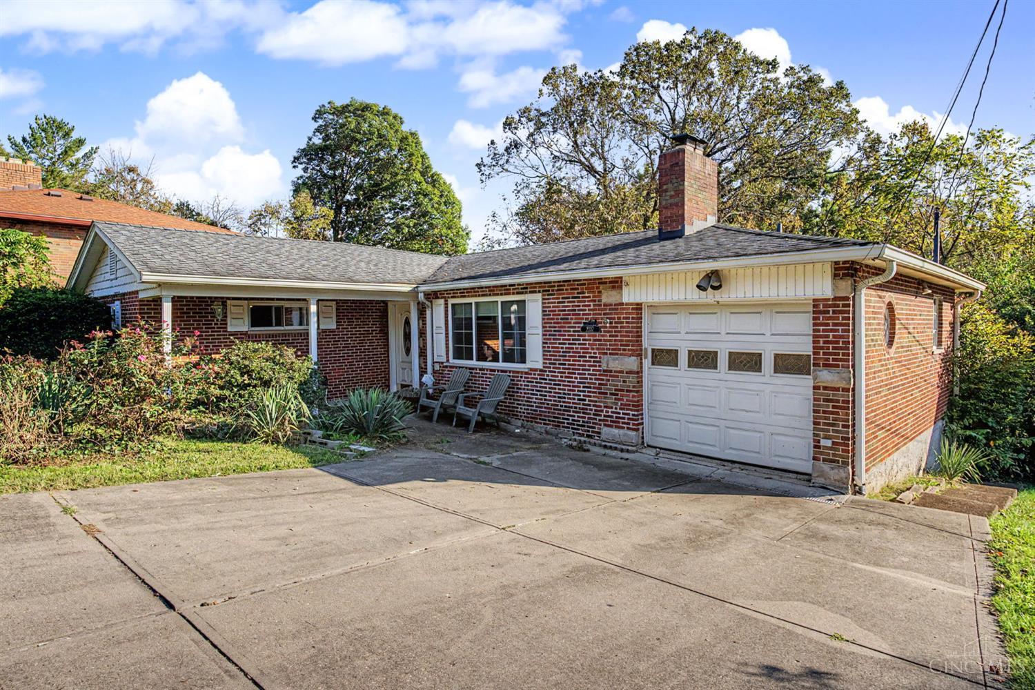 2337 E Galbraith Road