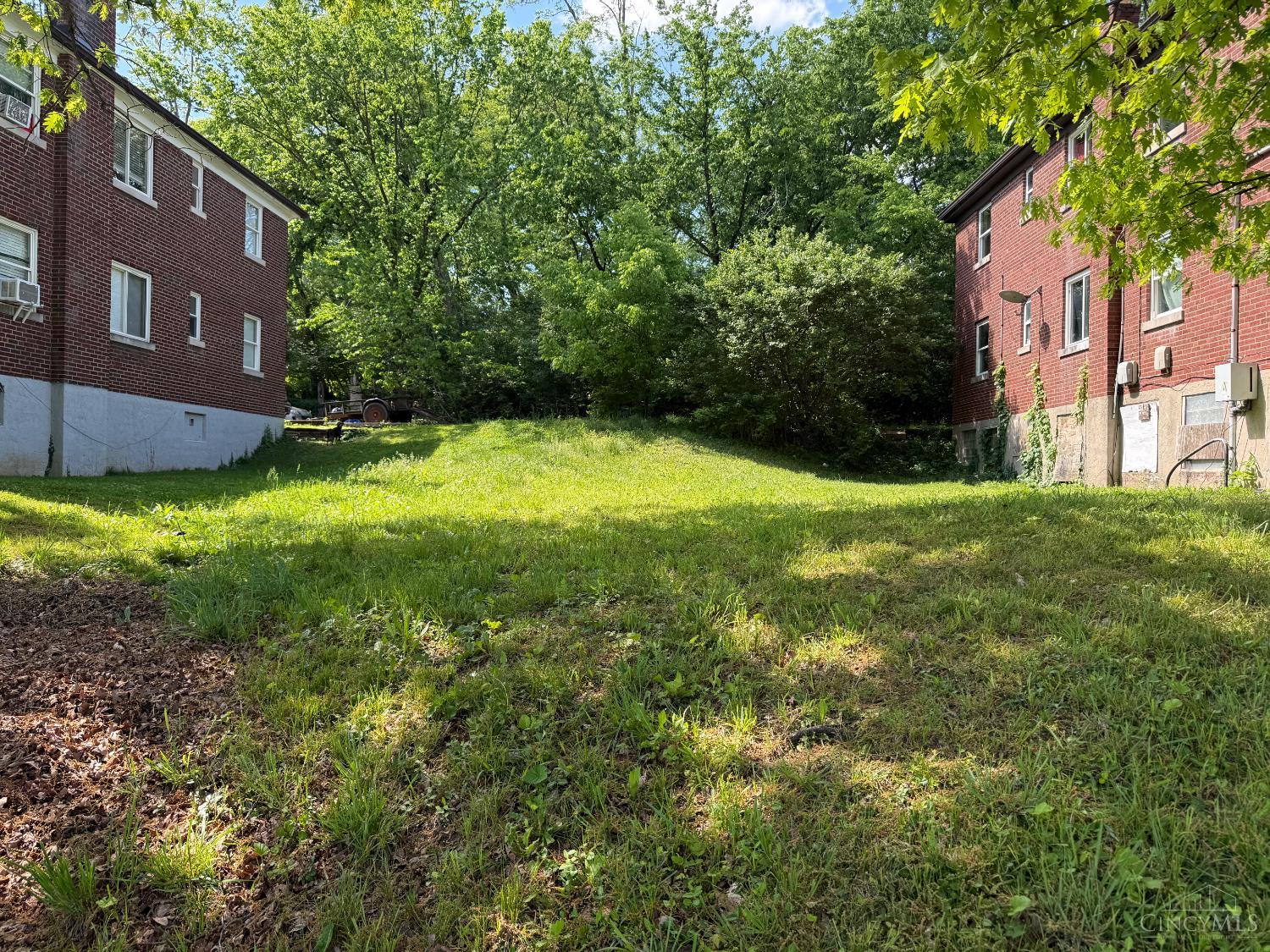 3143 Bracken Woods Lane