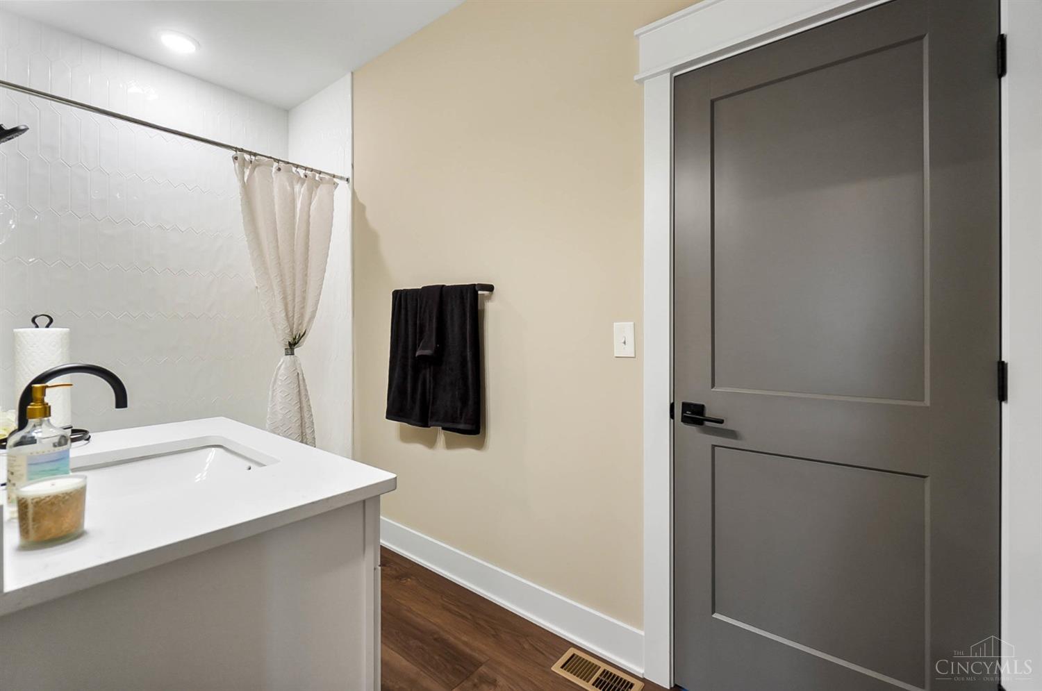 198 Aerie Lane, Milford, Ohio image 37