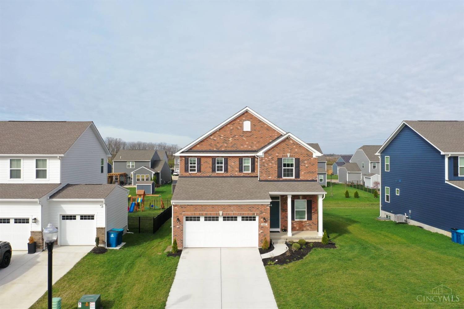 437 Sydney Drive, Tipp City, Ohio image 3