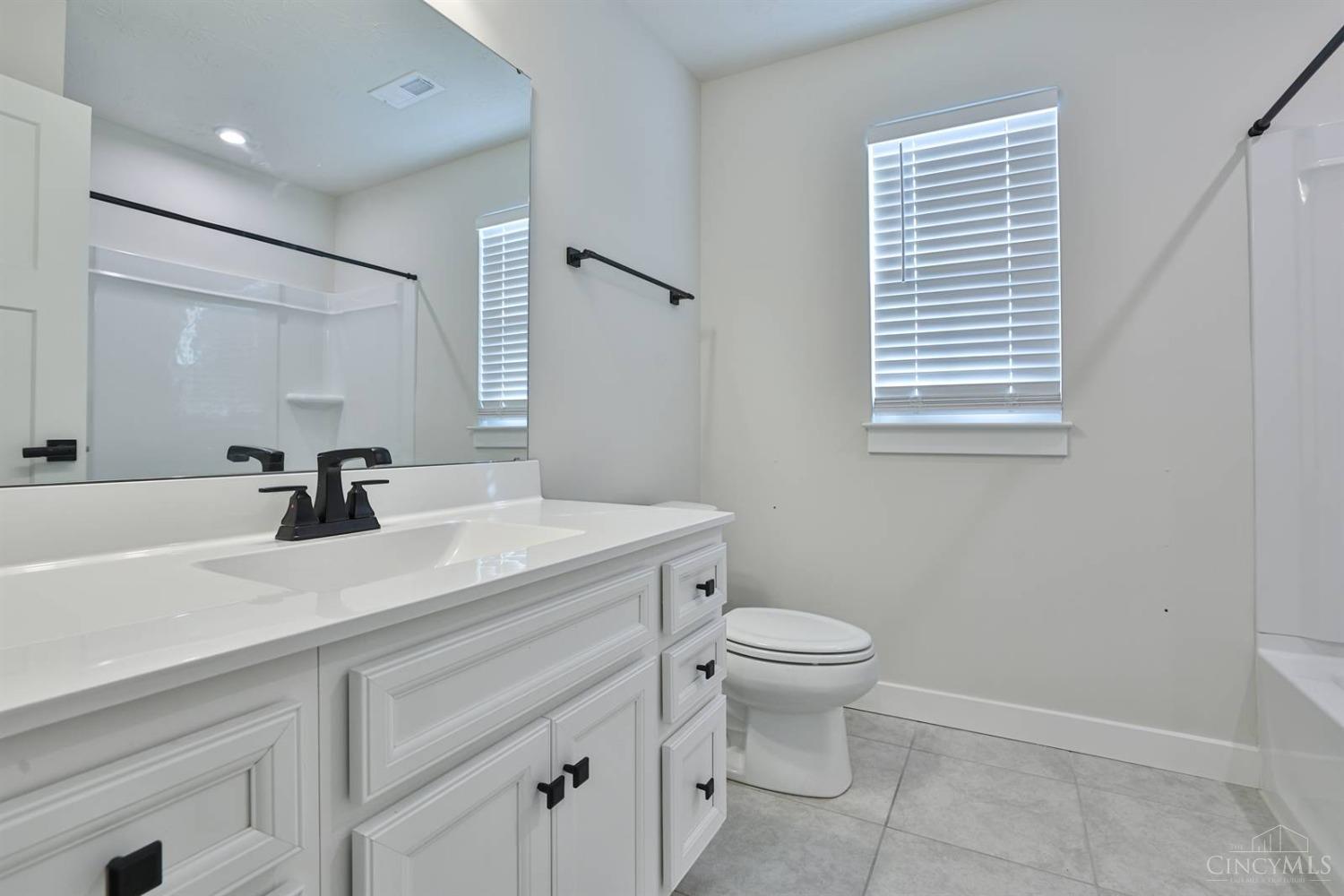 437 Sydney Drive, Tipp City, Ohio image 35
