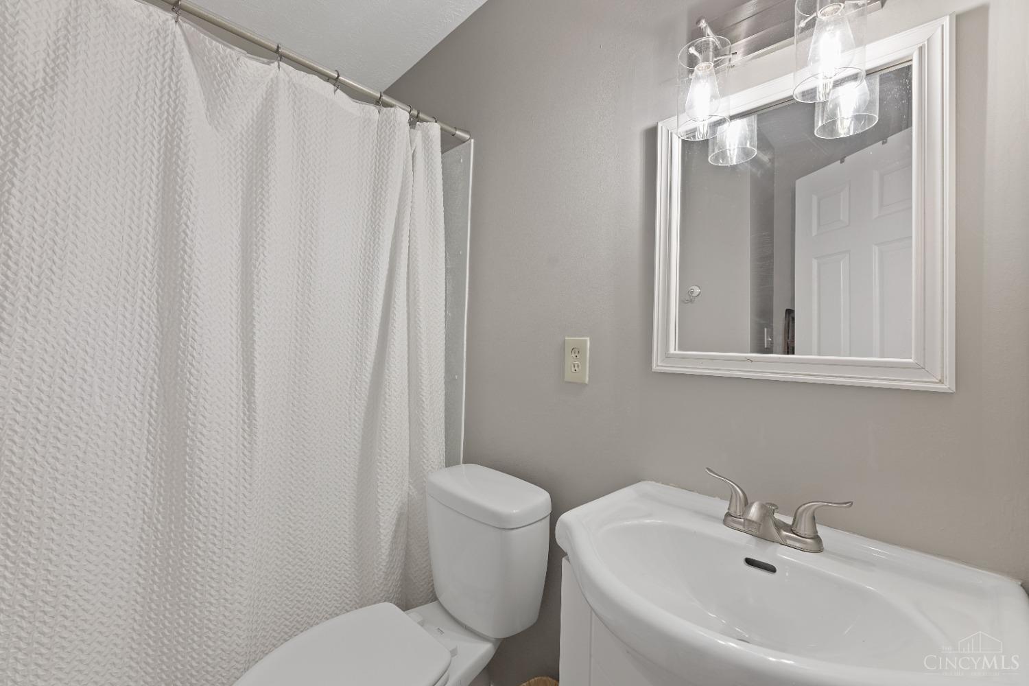 906 Tradewind Drive, Mason, Ohio image 20