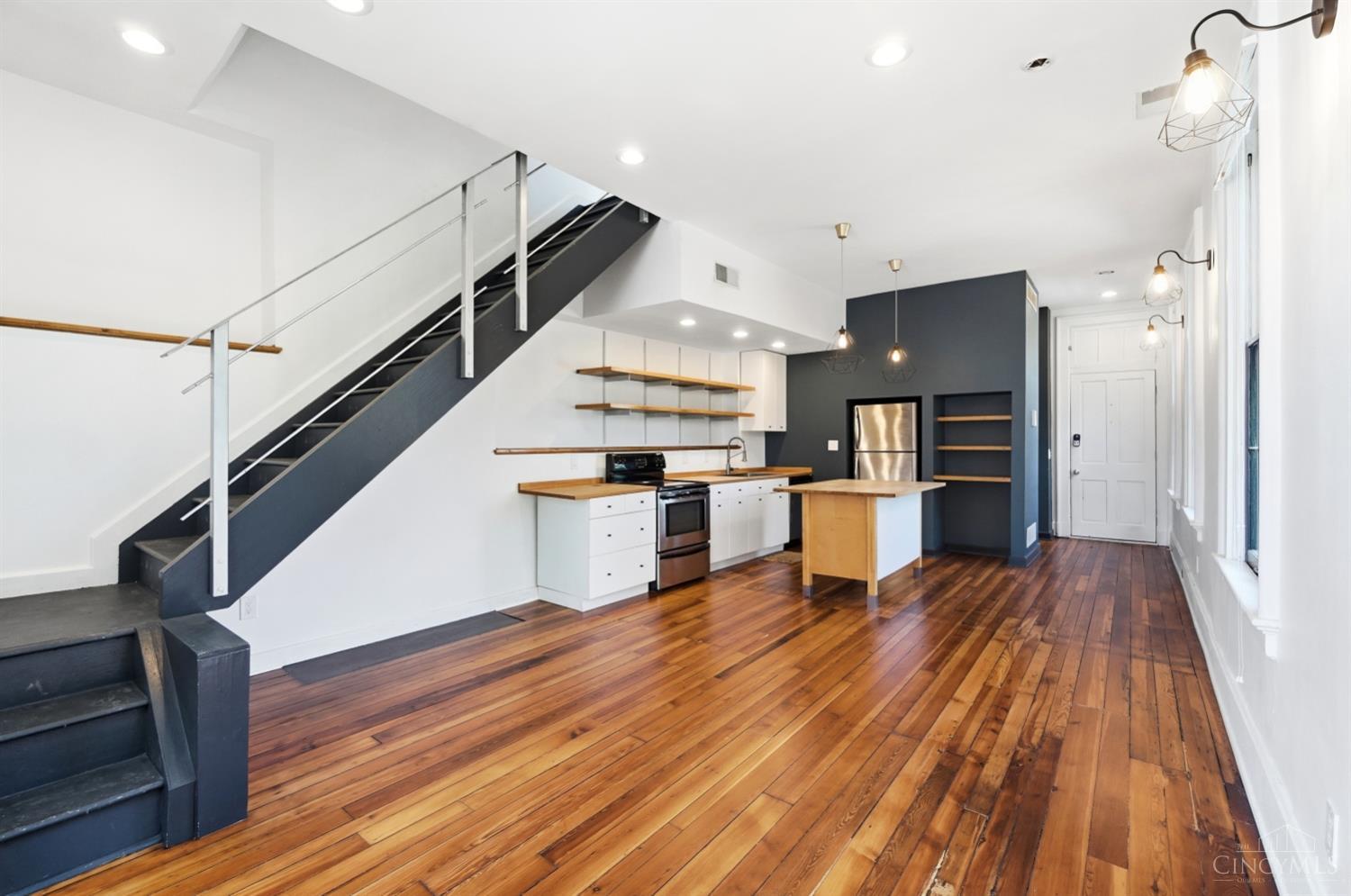 1314 Spring Street 4